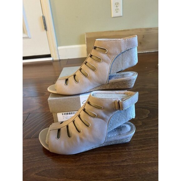 Clarks Women's 6 W Abigail Sing Blush Leather Open Toe Wedge Cork Sandals NEW - Picture 2 of 8